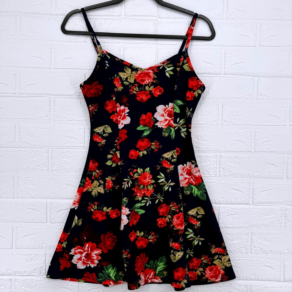 Ambiance Apparel Mini Dress Womens Size M Black Red Floral Cami Fit & Flare